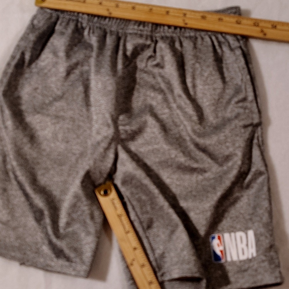 NBA Basketball Shorts Kids Size 10-12 Gray Excellent Heathered Athletic Logo